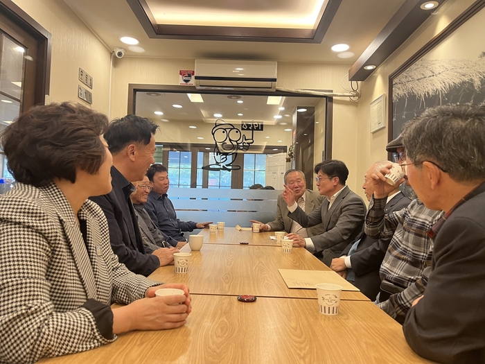 김병수 김포시장 21일 김포향교-통진향교-우저서원-대포서원 관계자와 오찬간담회 운영