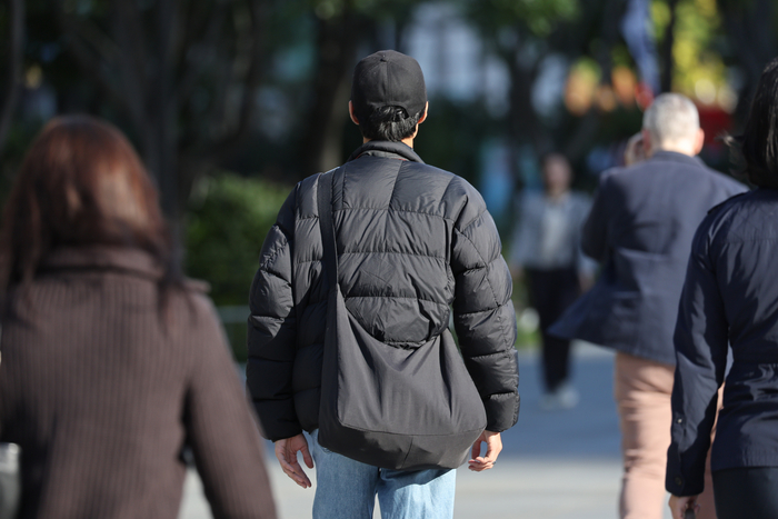 아침 기온 뚝, 쌀쌀한 서울