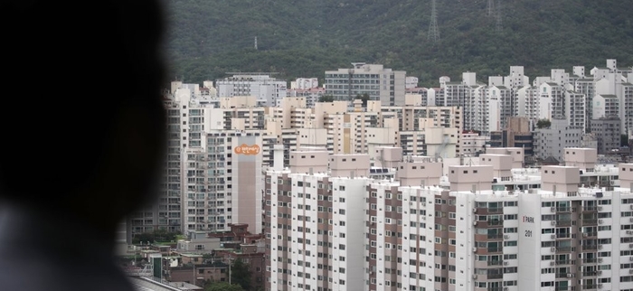 부동산 위기 신호에도 정부 ‘나몰라라’…8.8대책 ‘길 잃은 미아’