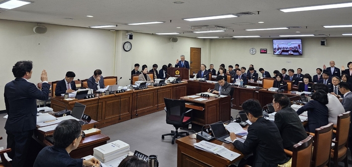 “경남교육청 진로 교육플랫폼 개발 계획 전면 재검토해야