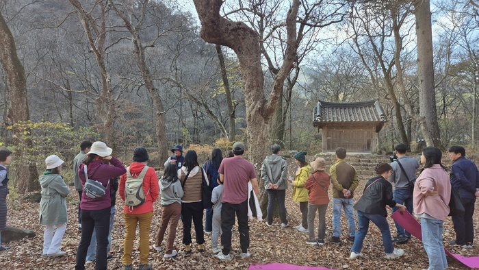 신림면 성남리 성황림 서낭당