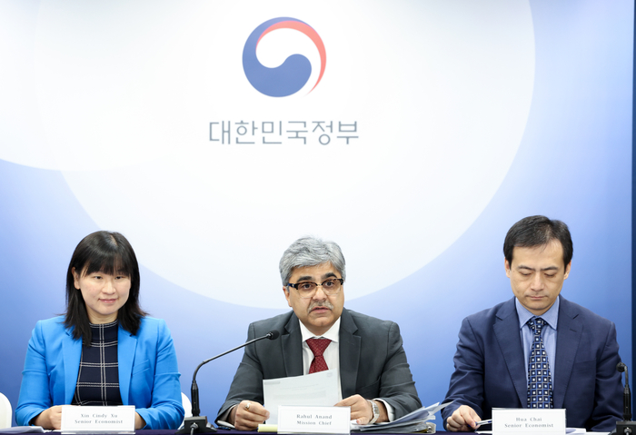 IMF, 내년 한국경제 2.0% 성장 전망