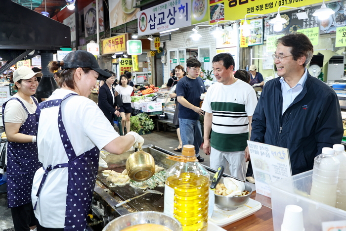 이동환 고양특례시장 전통시장 응원방문