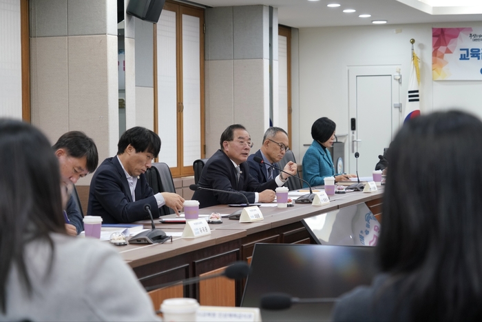 하윤수 부산교육감 “학폭 담당자 소명 다하도록 지원할 것