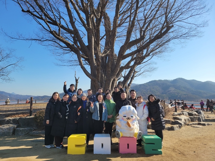 중국 단체관광객 2일 양평군 두물머리 방문