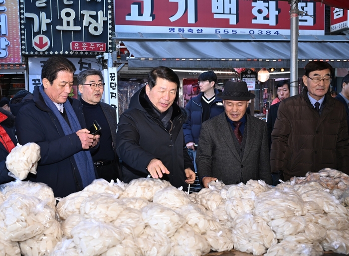 백경현 구리시장 24일 설맞이 구리전통시장 방문