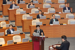 [에너지경제신문 여론조사] 국회 질의답변 태도 