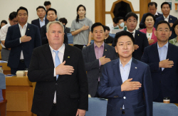 국민의힘 혁신위원장에 인요한 교수…김기현 대표 "혁신위에 전권 부여"