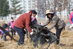 강수현 양주시장, 탄소중립 농촌마을 가꾸기 ‘구슬땀’