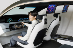 [CES 2024] LG디스플레이, SDV 최적화 車 디스플레이 솔루션 공개