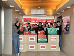 한국레노버, 아동보호양육시설에 500만원 상당 물품 전달