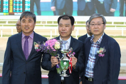 렛츠런파크 부산경남, 강형곤 조교사 500승 고지 점령