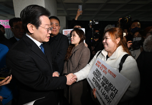 이재명, 인천 방문해 “‘선구제 후구상’ 전세사기 특별법 도입해야”