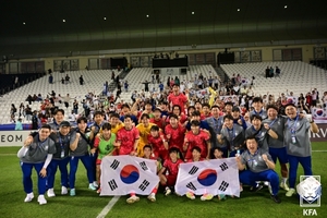 황선홍 VS 신태용, U-23 아시안컵 8강서 맞붙는다