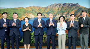 전남도, 2기 자치경찰위원회 출범…‘정순관’ 전 대통령 소속 위원장 임명