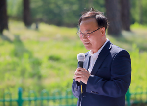 與 김재원 “野 선거 못 이기니까 자꾸 탄핵…채상병 이슈 세월호 같다”