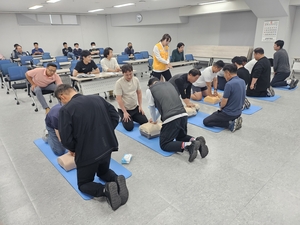 용인도시공사 생활환경팀, 심폐소생술 응급처치 교육 실시