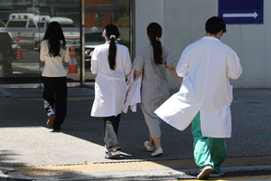 서울대병원 17일부터 ‘전체휴진’ 결의…의협은 총파업 투표