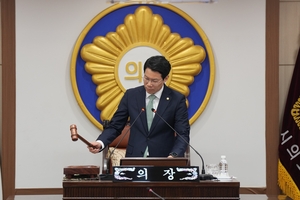 포천시의회, 제6대 후반기 의장 임종훈 선출