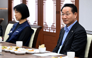 유정복, 시청사 미화 직원들과 소통 간담회 개최