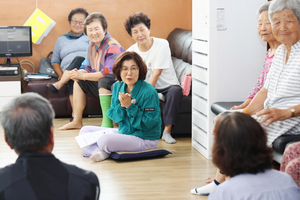 김보라 안성시장, 폭염 속 무더위쉼터 지정 경로당 현장점검