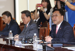 김병환 금융위원장, 금융지주 회장에 “책무구조도 시범운영 적극 참여해야”