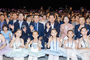 이재준 수원시장 “10년째 늘 설레는 밤, 수원발레축제 개막...초대합니다”