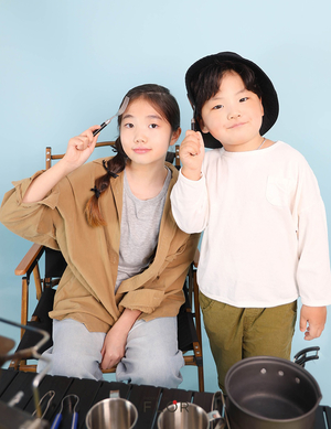 플로르방송제작사, 김민솔·함형준 키즈모델과 함께한 2024 가을화보 공개