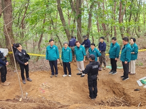 김재욱 칠곡군수,  6.25 전사자 유해발굴 현장 격려 방문