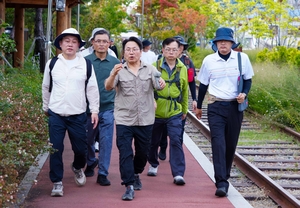 강기정 광주시장, 도시철도 2호선 전 구간 도보 답사