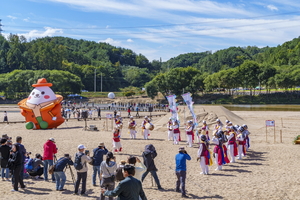 “2024 영주 무섬외나무다리축제, 고즈넉한 정취 속 성황리에 마무리”