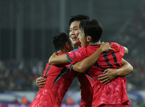 홍명보호, 강적 이라크에 3-2 승리..조 1위 굳히기 돌입