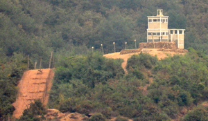 합참 “북한, 경의선·동해선 남북 연결도로 폭파”