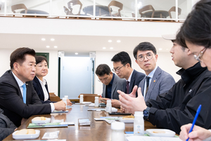 환경장관 “일회용품 감량 지속 추진…제주형 일회용컵 보증금제 선도모델”