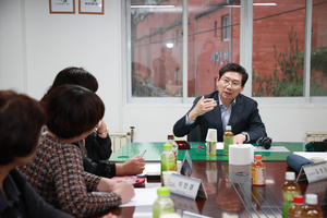 이상일, ‘늘푸른오스카빌’ 입주민들과 간담회...생활환경 조성 등 논의