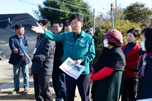 [포토뉴스] 이민근 안산시장, 반월동 민원현장 로드체킹