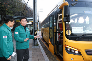 이상일, 철도노조 파업 첫날인 5일 기흥역에서 대중교통 상황 점검