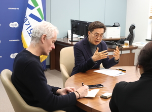 김동연 “계엄은 절차, 내용 모두 위헌...몸으로 저항할 생각이었다”