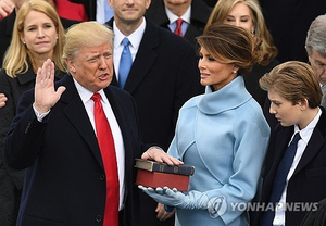 [트럼프 2.0 개막] 증시 변동성 ‘주의보’…방산·원전·에너지 ‘주목’